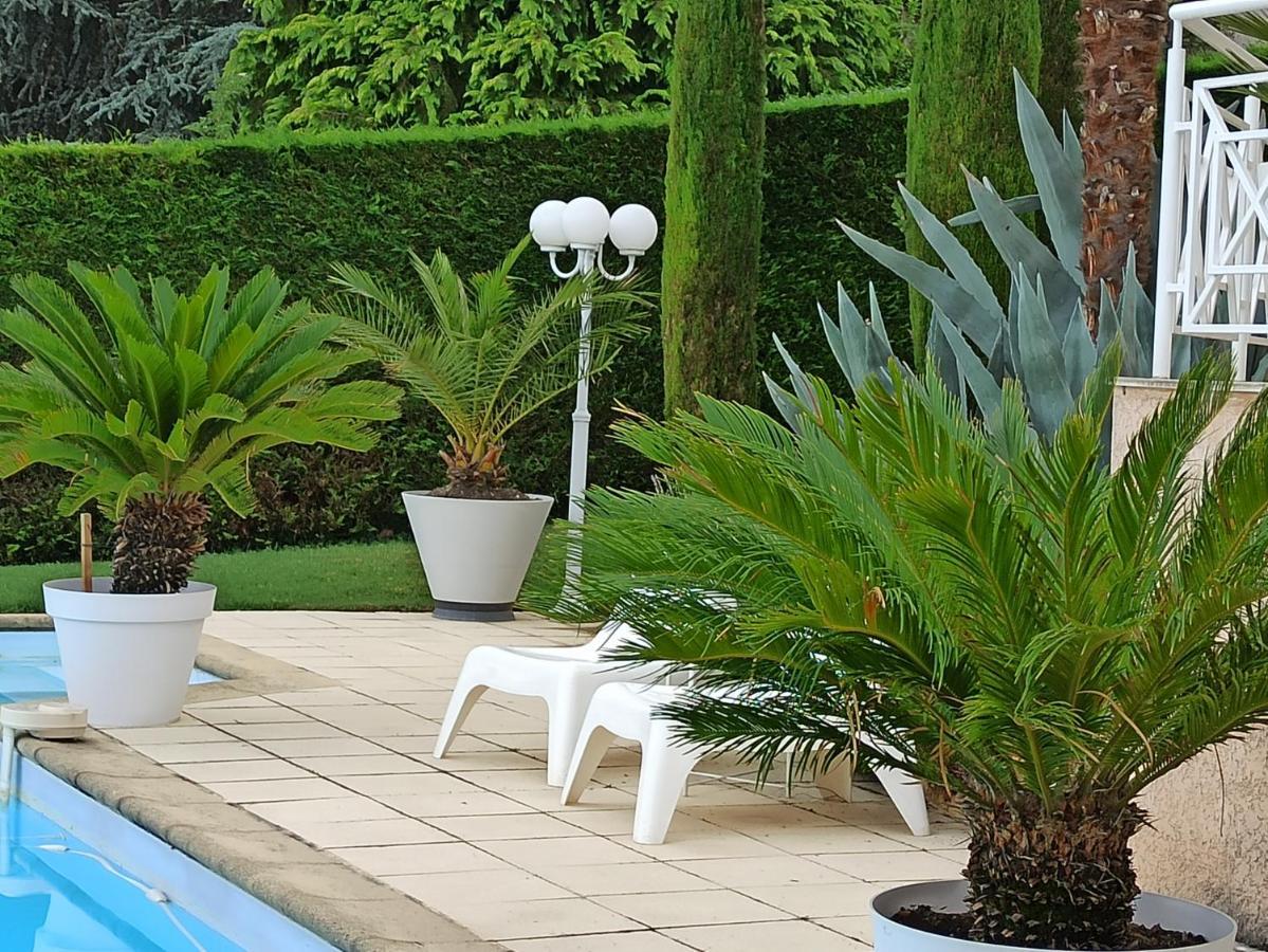 Villa Josepha Cournon-d'Auvergne Exterior foto